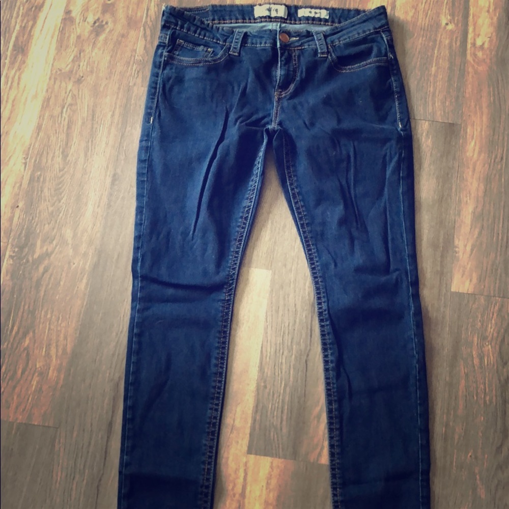 Skinny jeans